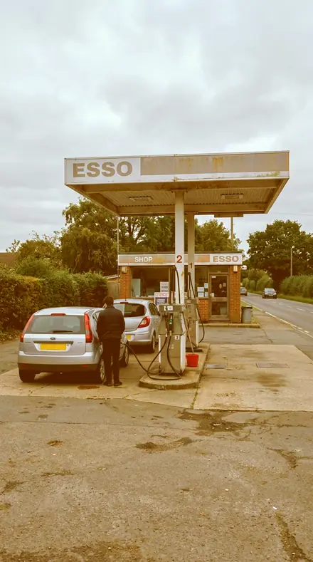 Orange Floor applied to Cold forecourt, colder chemistry